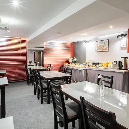 Delta Hotell 3*