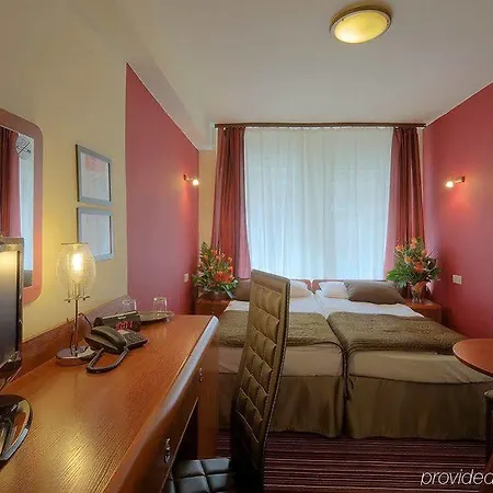 Delta Hotel