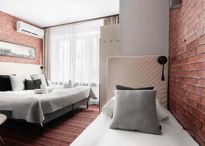 デルタ ホテル 3*