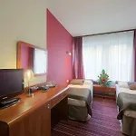 デルタ ホテル 3*