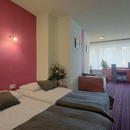 Hotel Delta 3*